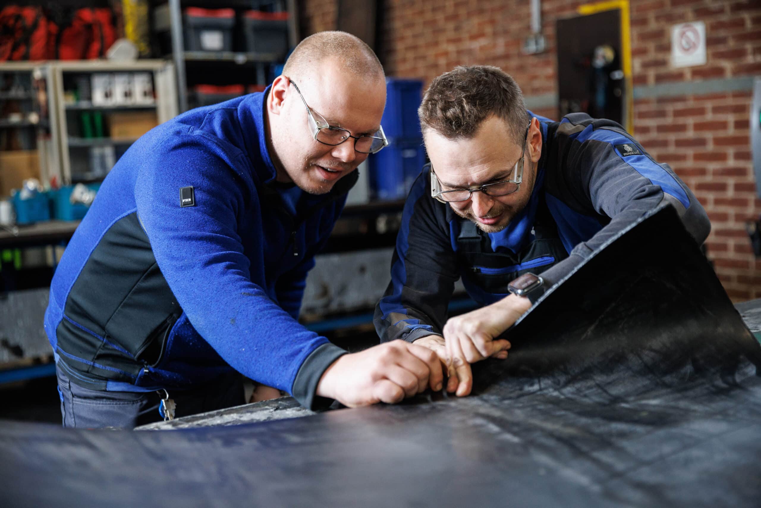 Fertigung von GUMMI-Förderbändern