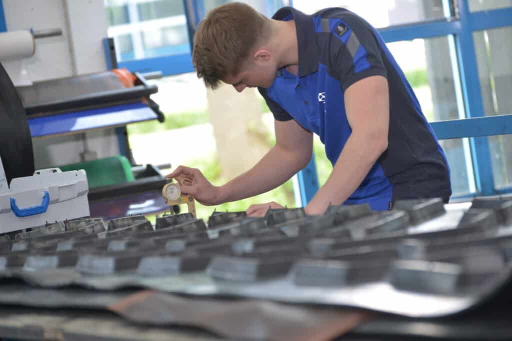 Profile Vertikalfördergurte